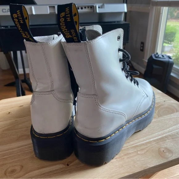 Dr. Martens White Combat Boots w/ Black Platform Sole Women’s 9 Mens 8 (unisex) - Picture 4 of 7